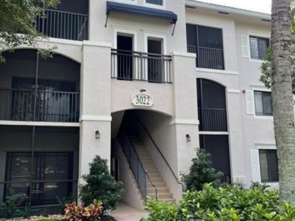 3022 Alcazar Place, Unit 103, Palm Beach Gardens, FL 33410