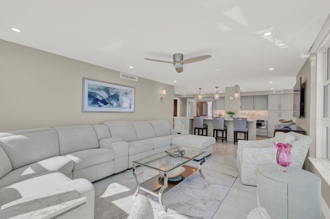 1620 S Ocean Boulevard, Unit Ph 16p, Lauderdale by the Sea, FL 33062 Photo