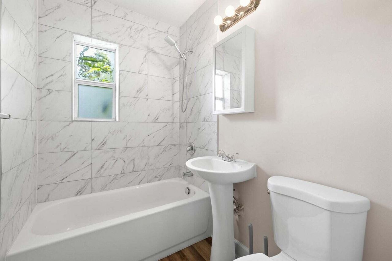 403 50th Street, West Palm Beach, FL 33407 Photo