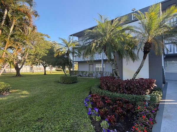 169 Suffolk E, Boca Raton, FL 33434
