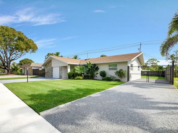 702 Grove Street, Lake Worth Beach, FL 33461