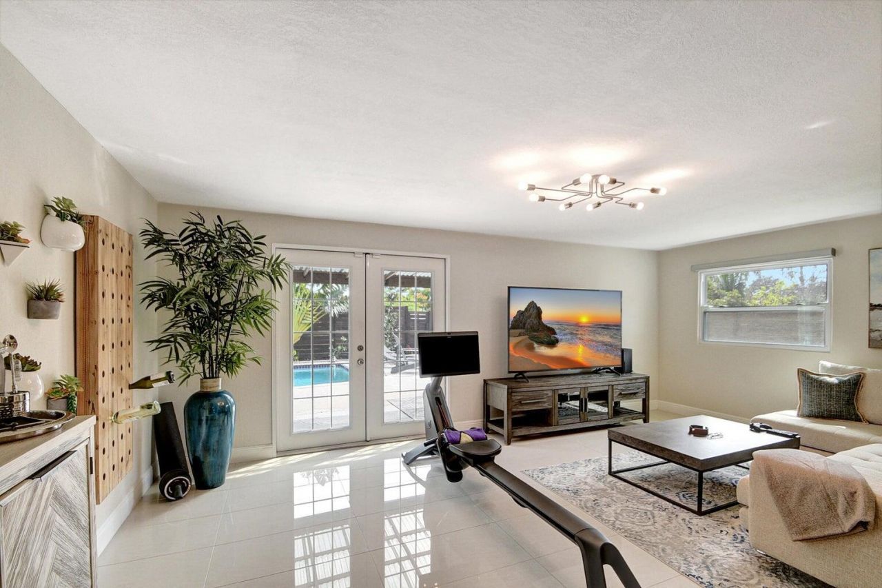 702 Grove Street, Lake Worth Beach, FL 33461 Photo