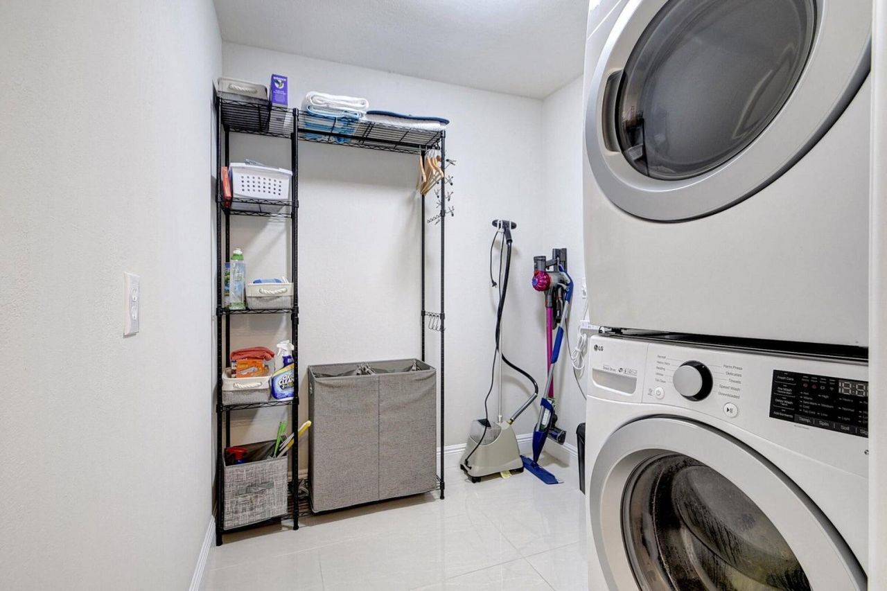 702 Grove Street, Lake Worth Beach, FL 33461 Photo