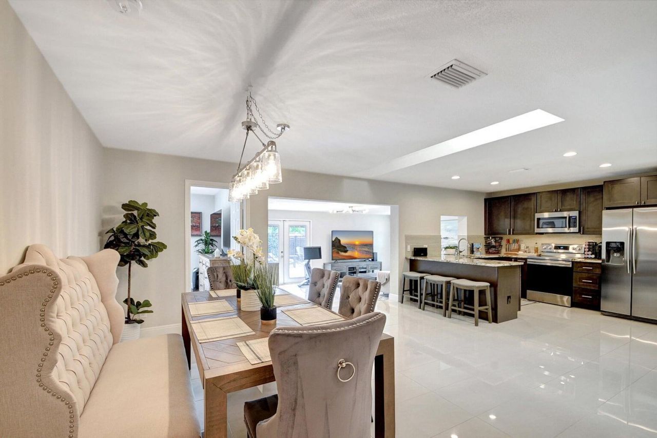 702 Grove Street, Lake Worth Beach, FL 33461 Photo