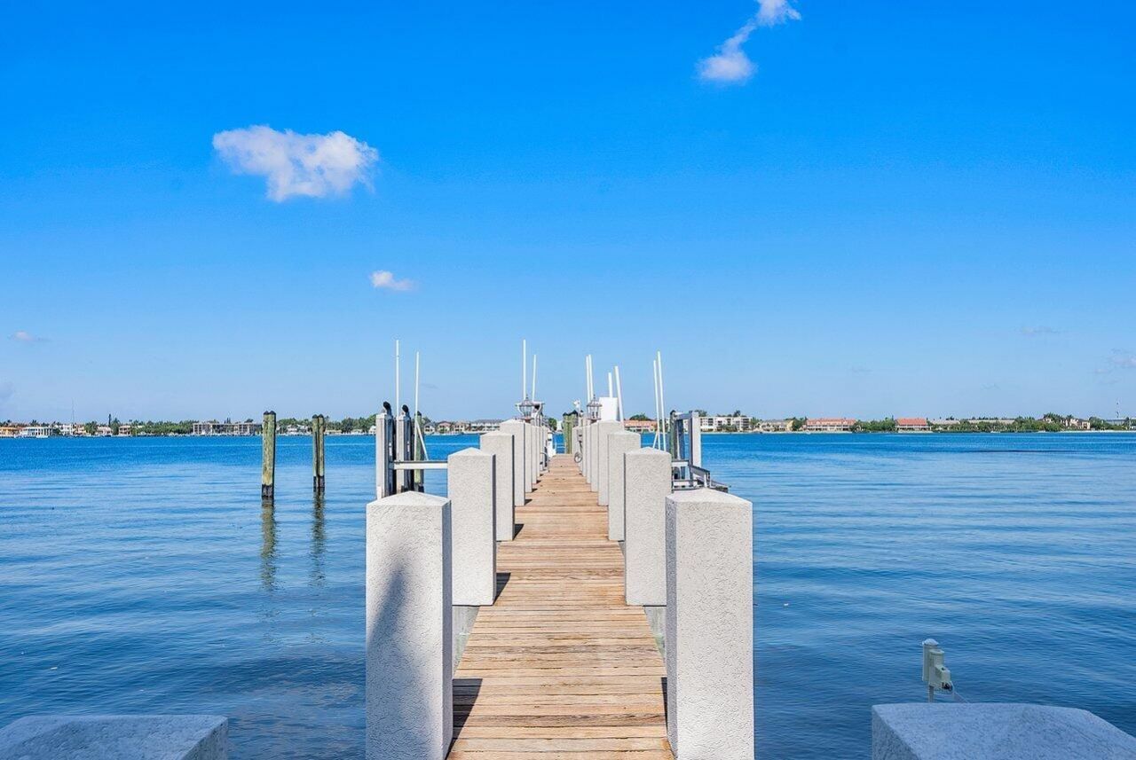 1880 S Ocean Boulevard, Manalapan, FL 33462 Photo
