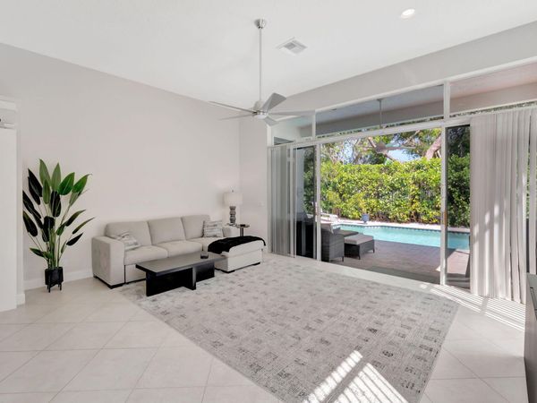 6666 NW 23rd Terrace, Boca Raton, FL 33496