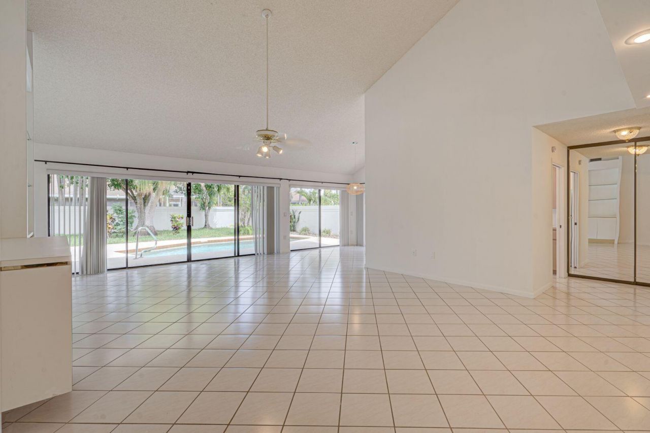 223 E River Park Drive, Jupiter, FL 33477 Photo