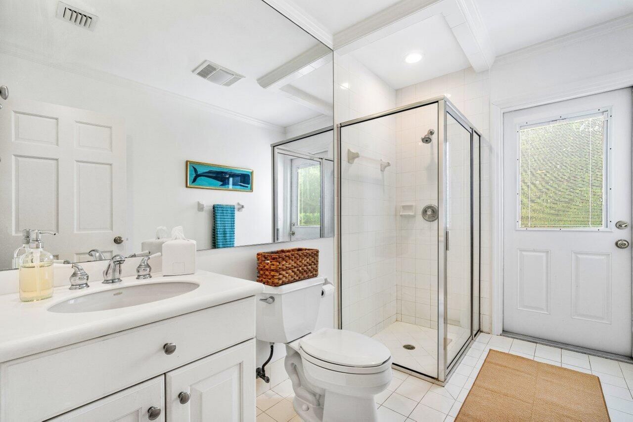 240 Miraflores Drive, Palm Beach, FL 33480 Photo