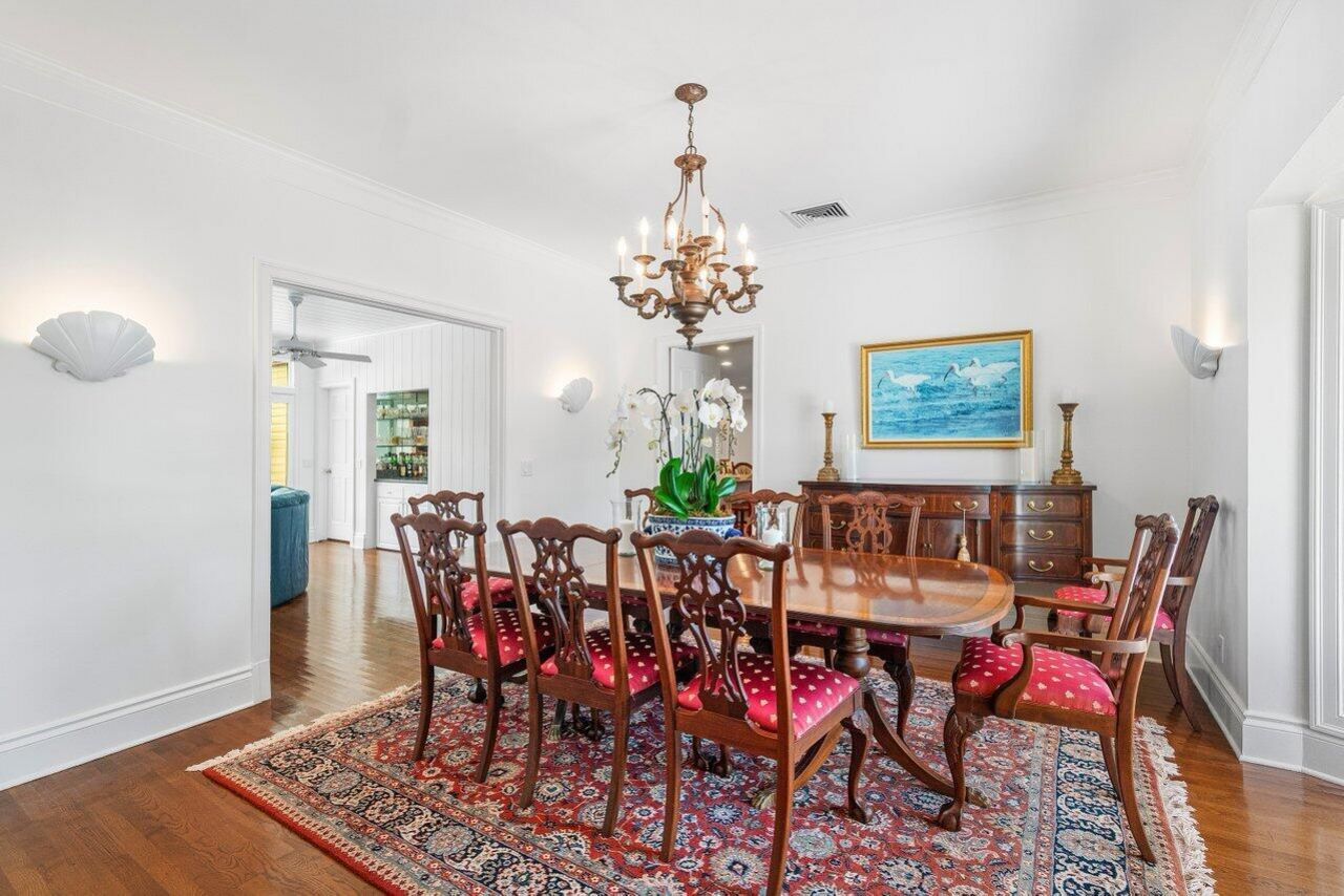 240 Miraflores Drive, Palm Beach, FL 33480 Photo