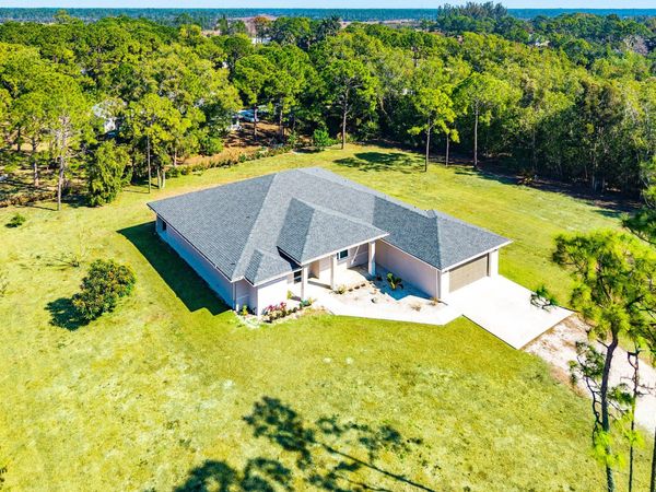 18713 92nd Lane N, Loxahatchee, FL 33470