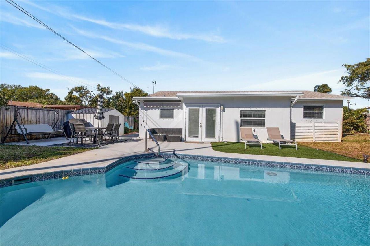 110 NE 30th Street, Pompano Beach, FL 33064 Photo