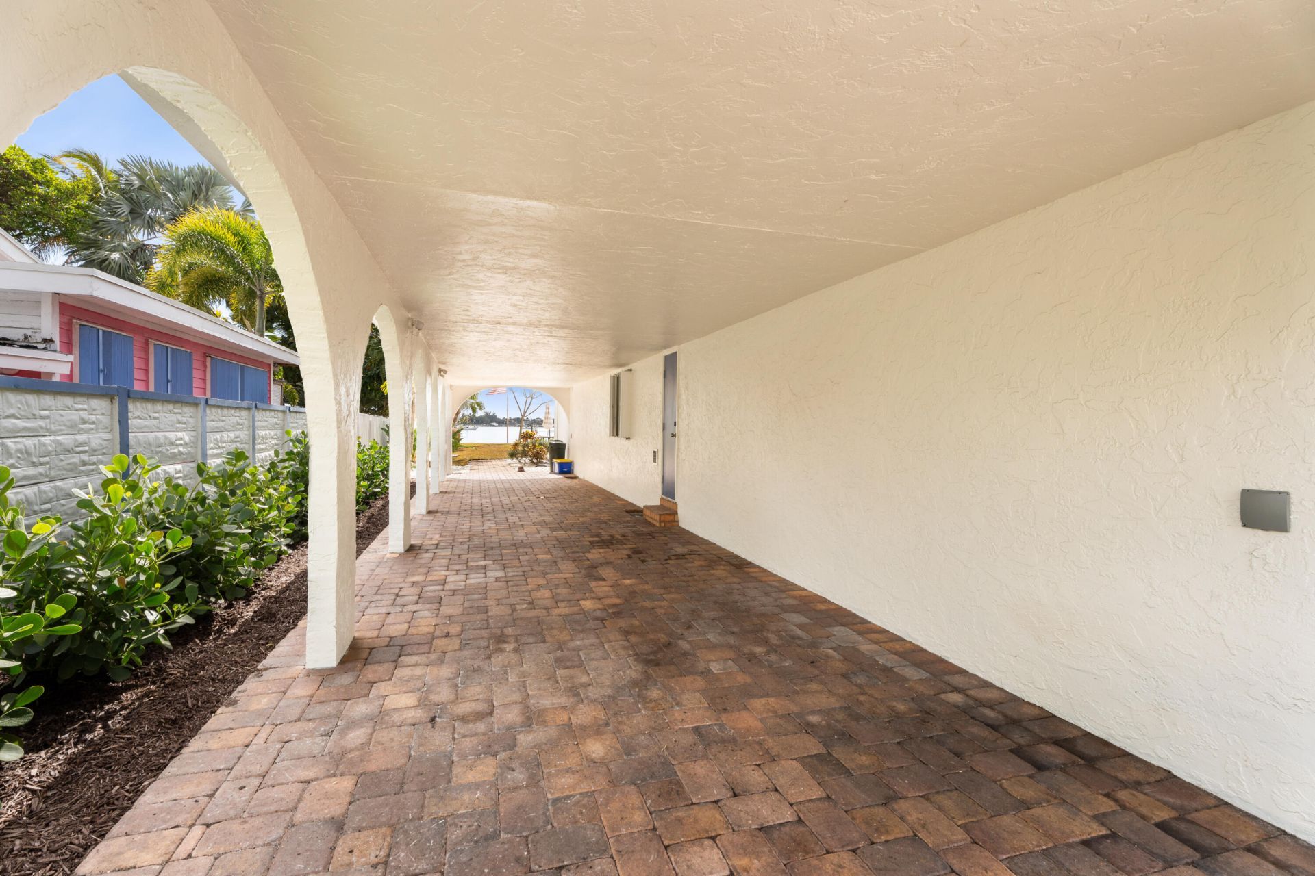 114 S Lake Drive, Lantana, FL 33462 Photo