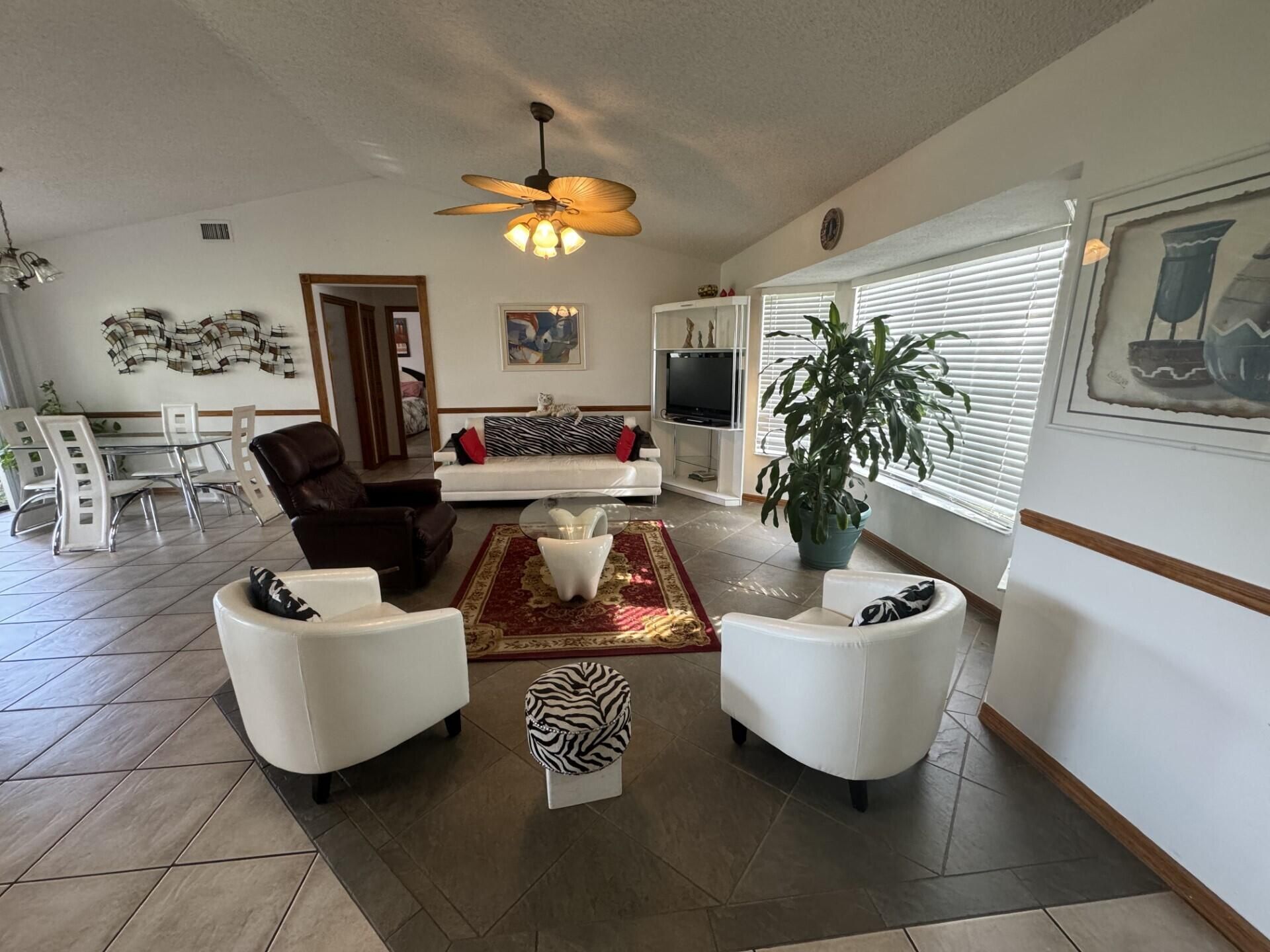 6774 NW Abigail Avenue, Port Saint Lucie, FL 34983 Photo