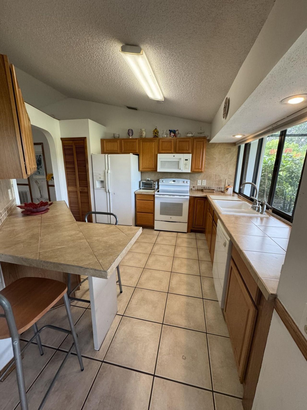 6774 NW Abigail Avenue, Port Saint Lucie, FL 34983 Photo