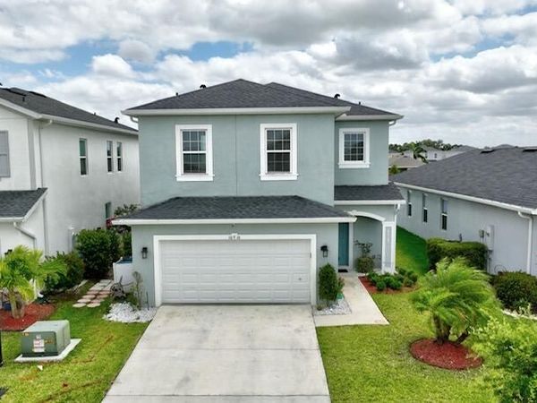 10916 SW Robbia Way, Port St. Lucie, FL 34987