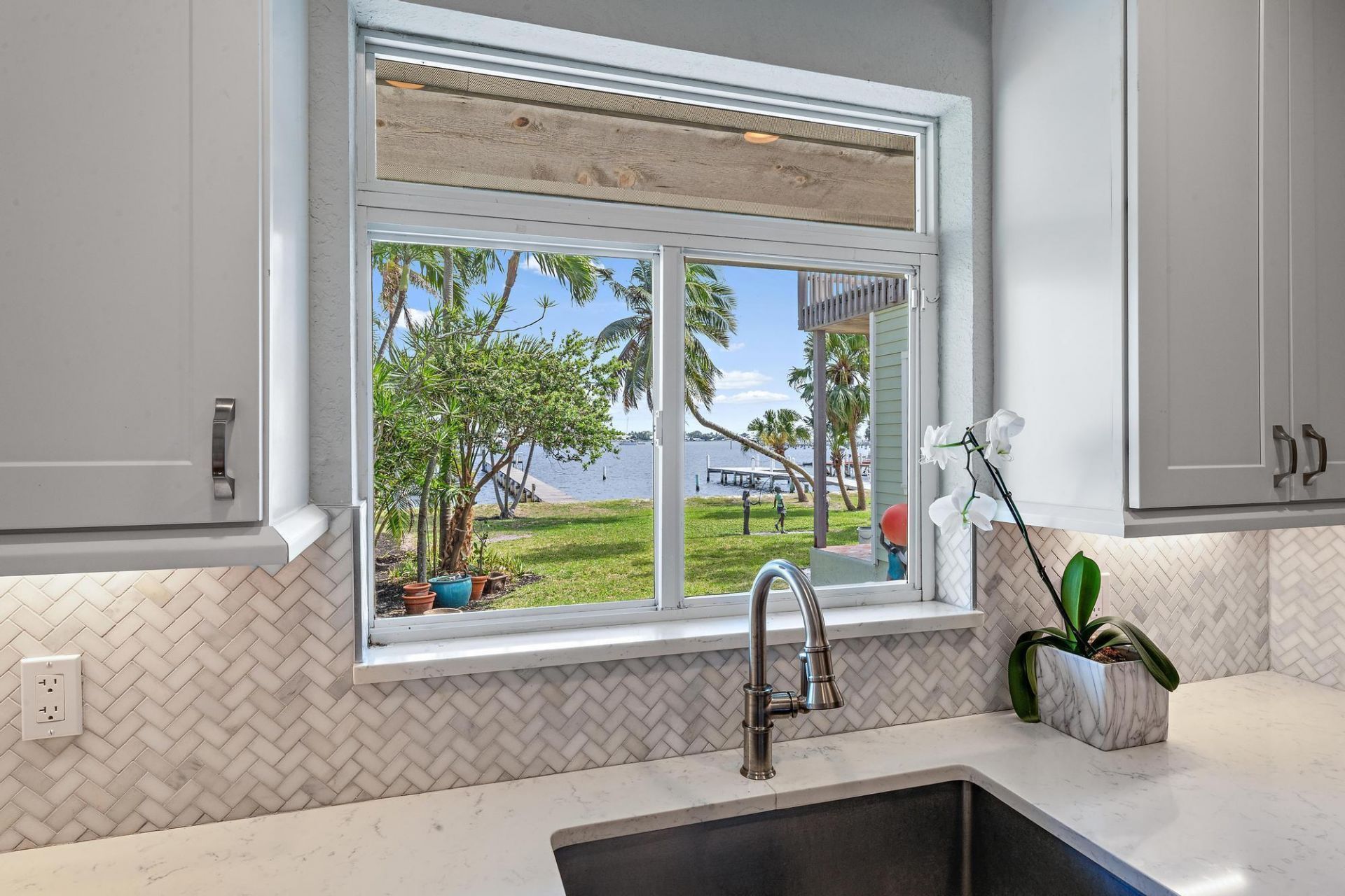 122 S Lake Drive, Lantana, FL 33462 Photo