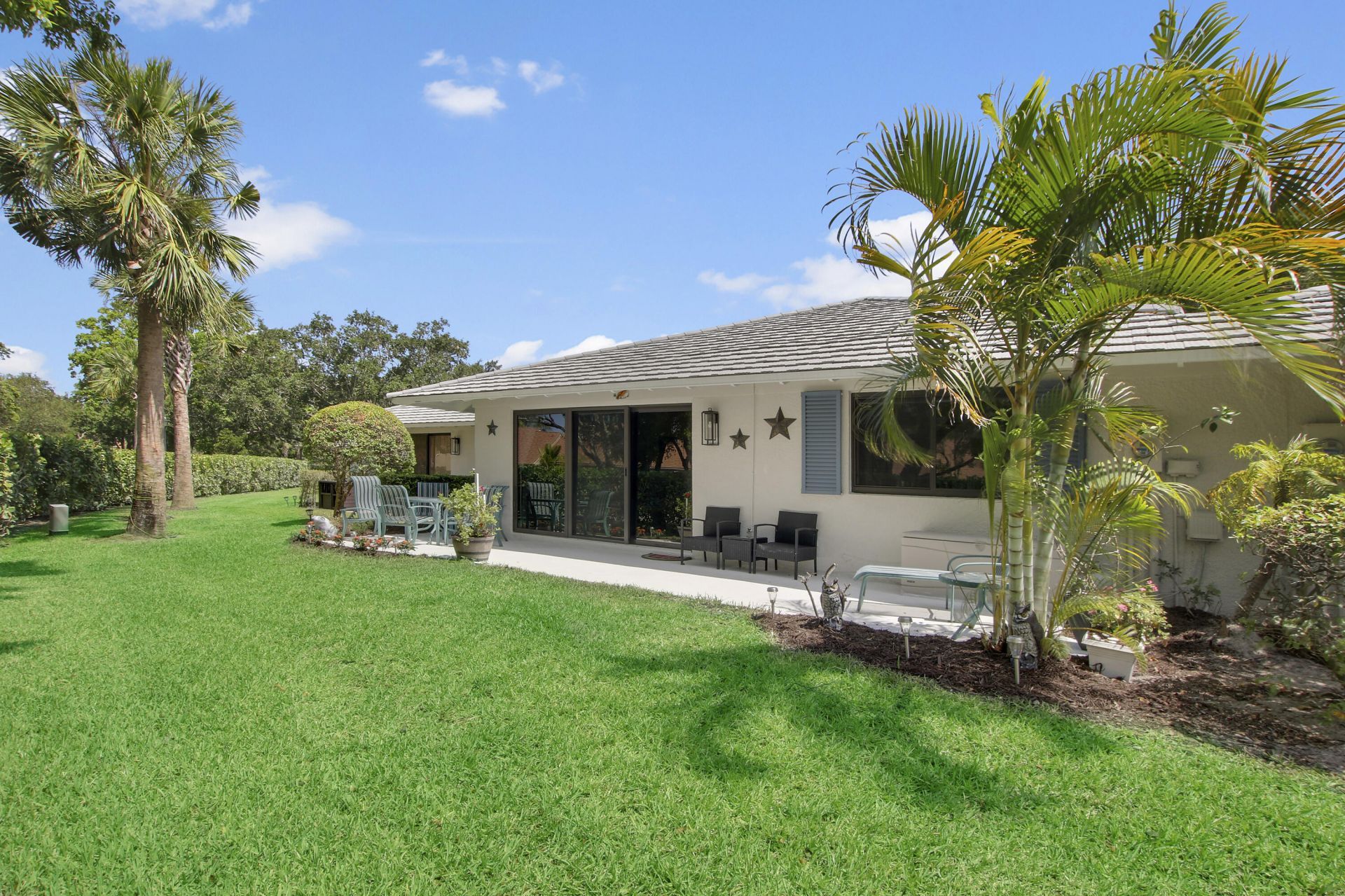 107 Club Drive, Palm Beach Gardens, FL 33418 Photo