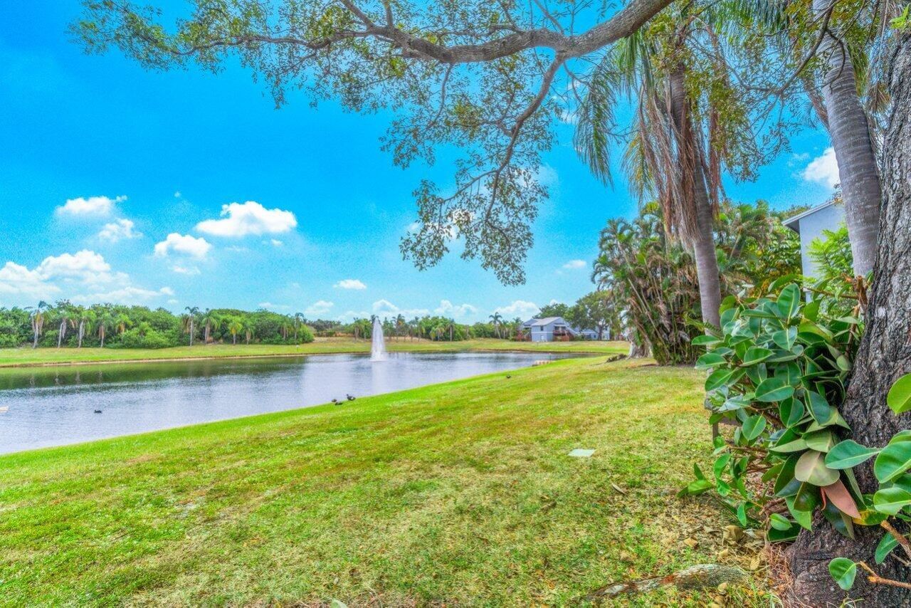 16 Crossings Circle, Unit D, Boynton Beach, FL 33435 Photo