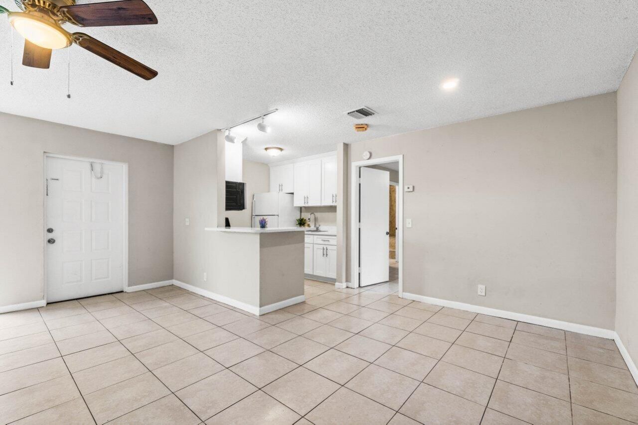 16 Crossings Circle, Unit D, Boynton Beach, FL 33435 Photo