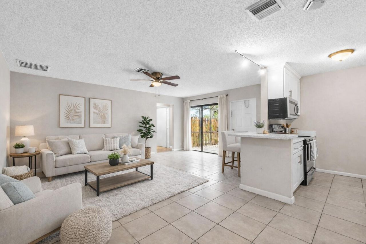 16 Crossings Circle, Unit D, Boynton Beach, FL 33435 Photo