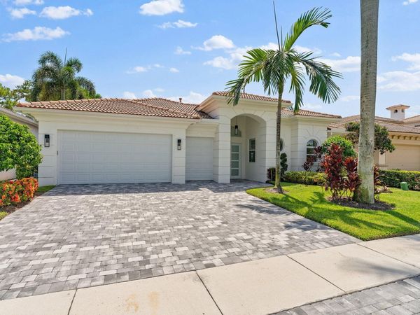 128 Abondance Drive, Palm Beach Gardens, FL 33410