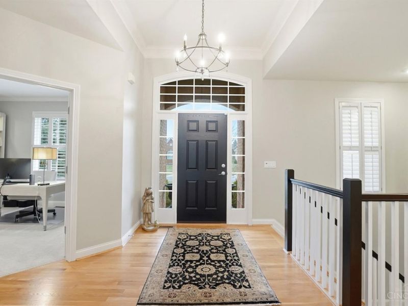 11756 Thayer Lane, Sycamore Township, OH 45249 Photo 3