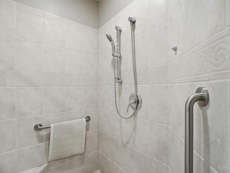 11756 Thayer Lane, Sycamore Township, OH 45249 Photo 32