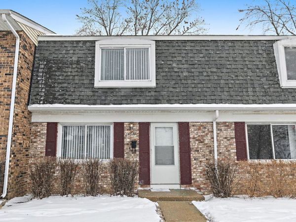 1531 Mckool Avenue, Streamwood, IL 60107