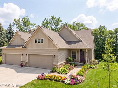 8047 Bridgestone Boulevard, White Lake Twp, MI 48386