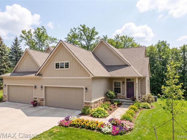 8047 Bridgestone Boulevard, White Lake Twp, MI 48386