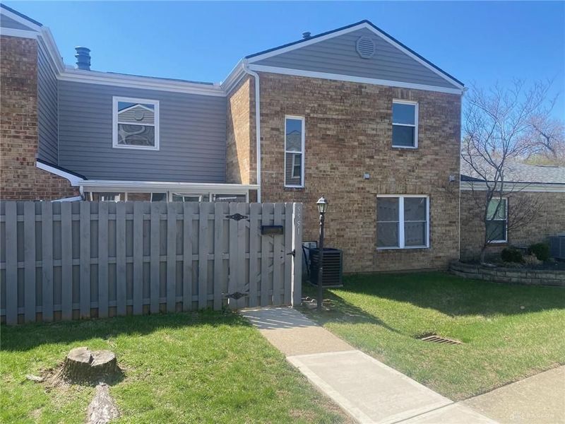 5551 Hummock Road, Dayton, OH 45426 Photo 1