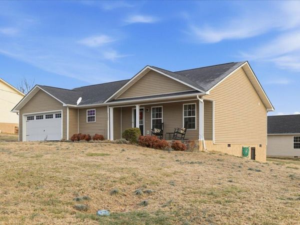 1127 Rosella Drive, White Pine, TN 37890