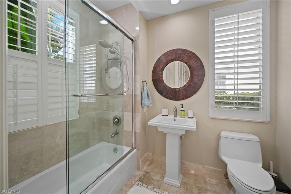 261 Colonade Cir, Unit 2701, Naples, FL 34103 Photo