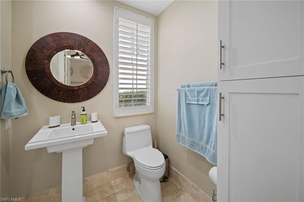 261 Colonade Cir, Unit 2701, Naples, FL 34103 Photo