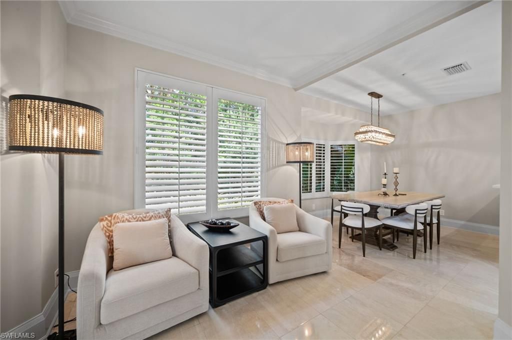 261 Colonade Cir, Unit 2701, Naples, FL 34103 Photo