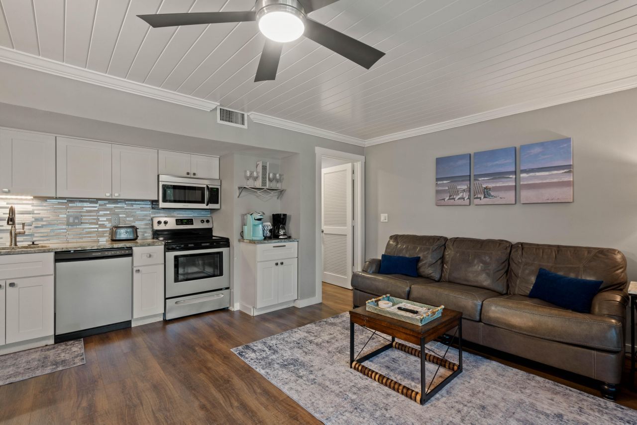 4278 Mariners Watch Drive Photo 15