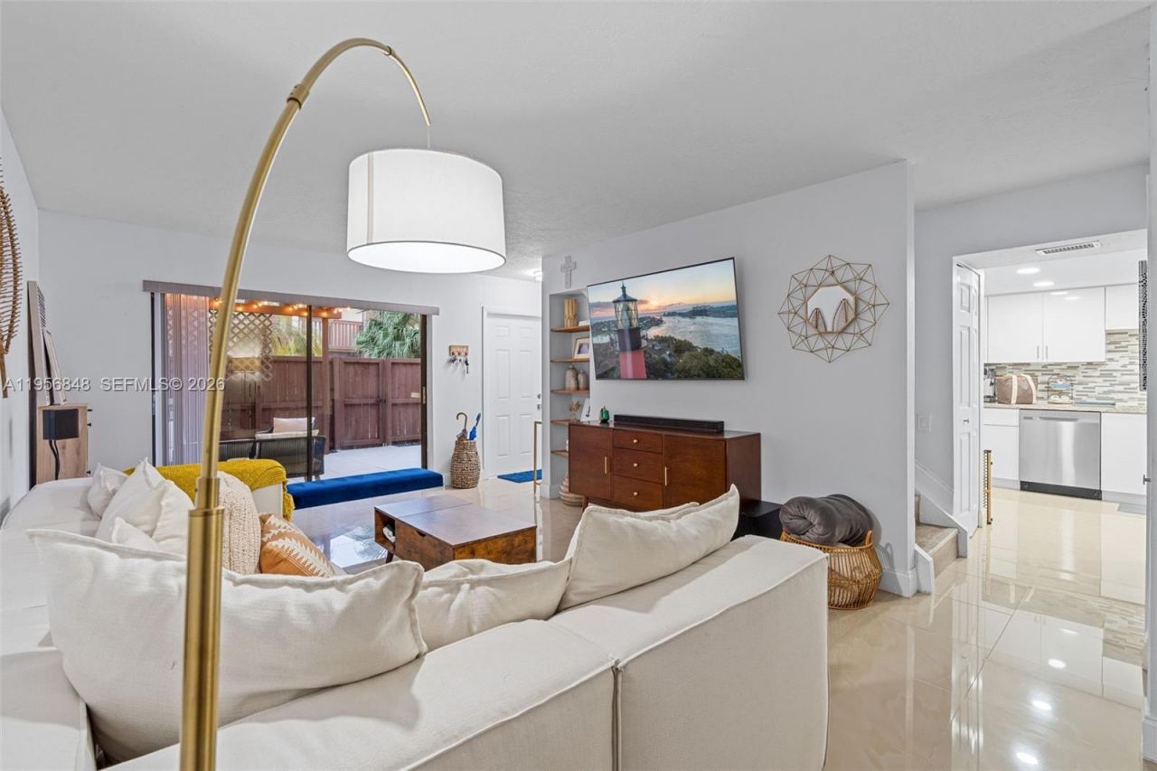 6554 SW 114th Pl, Unit E74, Miami, FL 33173 Photo