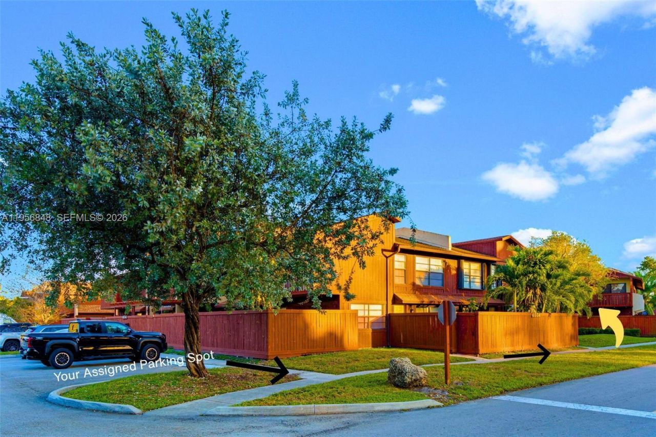6554 SW 114th Pl, Unit E74, Miami, FL 33173 Photo