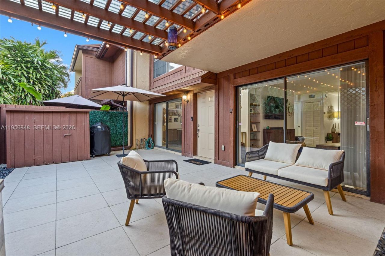 6554 SW 114th Pl, Unit E74, Miami, FL 33173 Photo