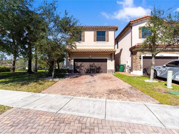 5701 NW 47th Ave, Tamarac, FL 33319