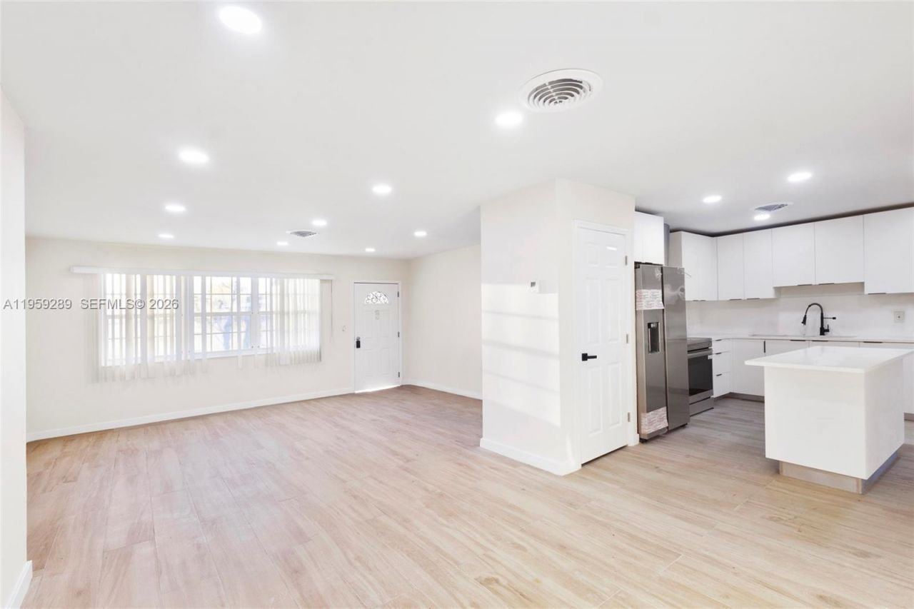 3017 Bahama Dr, Miramar, FL 33023 Photo