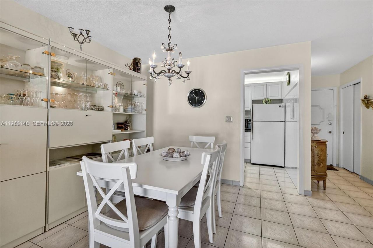 16900 NE 14th Ave, Unit 302, Miami, FL 33162 Photo