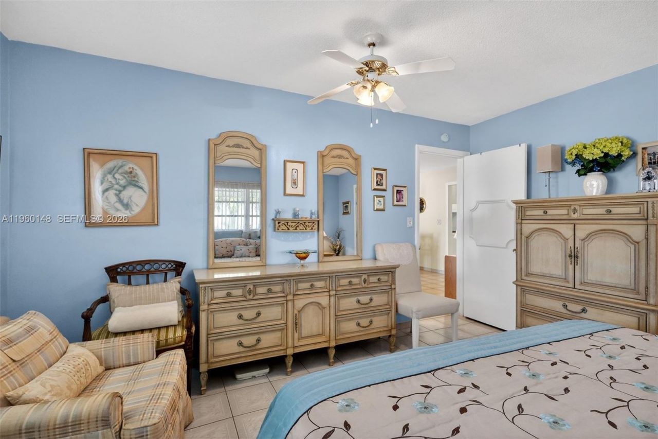 16900 NE 14th Ave, Unit 302, Miami, FL 33162 Photo