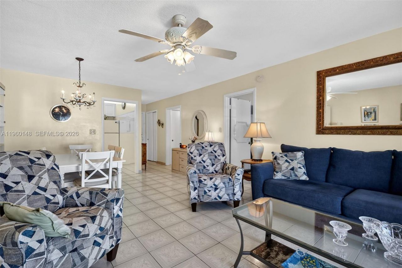 16900 NE 14th Ave, Unit 302, Miami, FL 33162 Photo