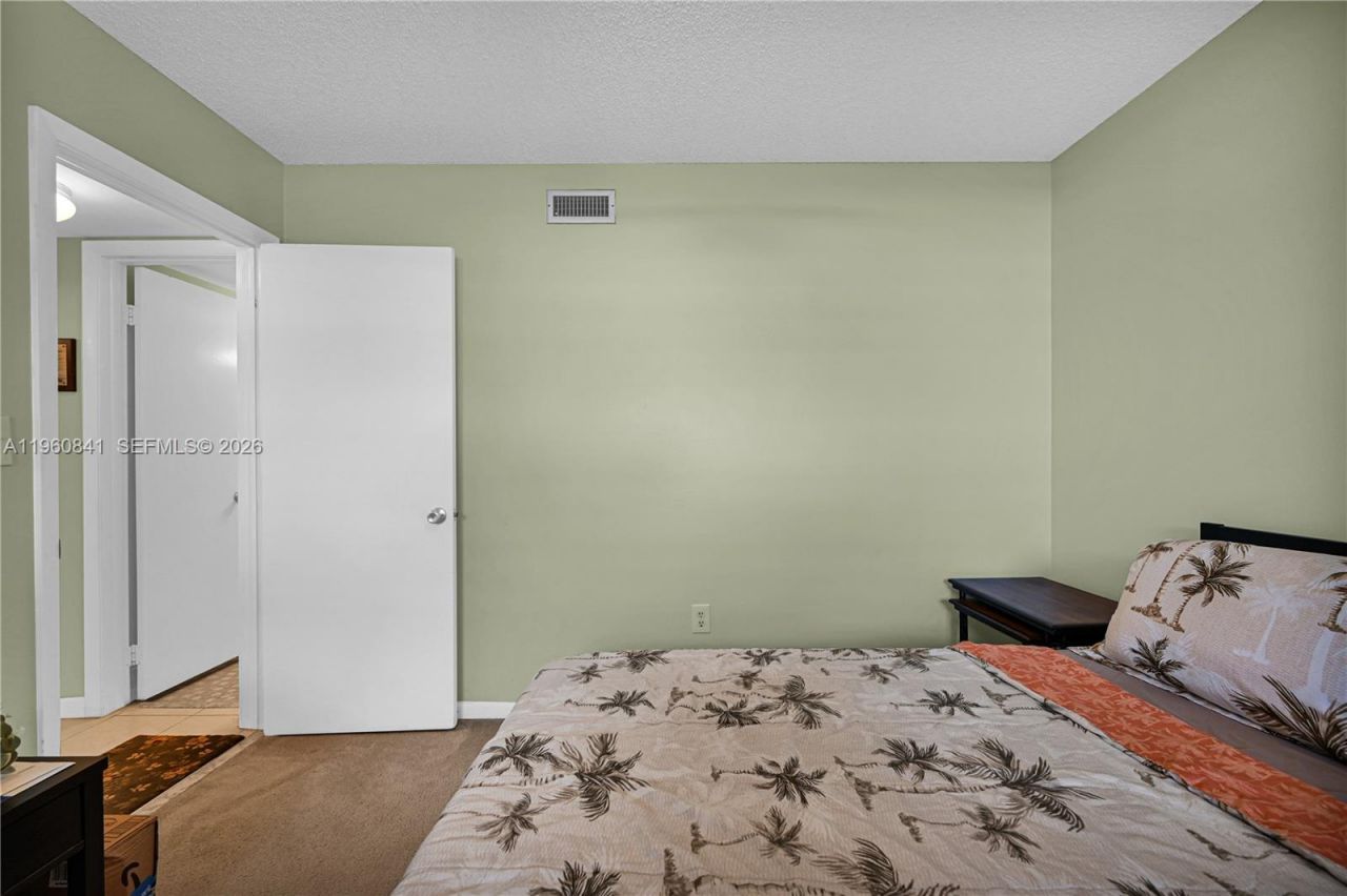 1101 Colony Point Cir, Unit 422, Pembroke Pines, FL 33026 Photo