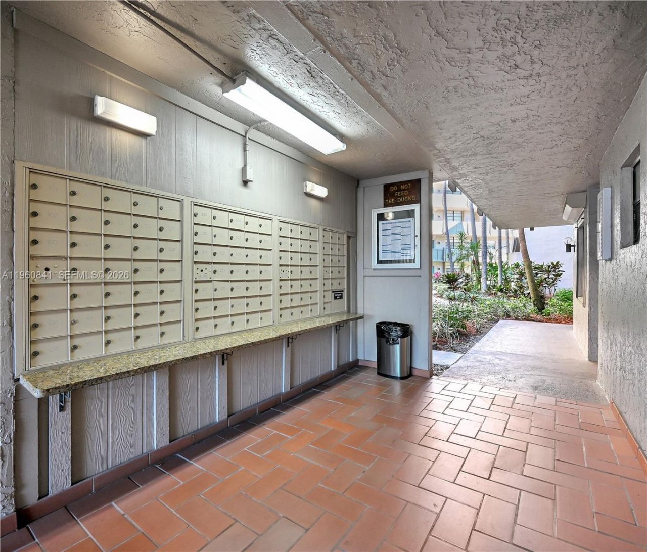 1101 Colony Point Cir, Unit 422, Pembroke Pines, FL 33026 Photo