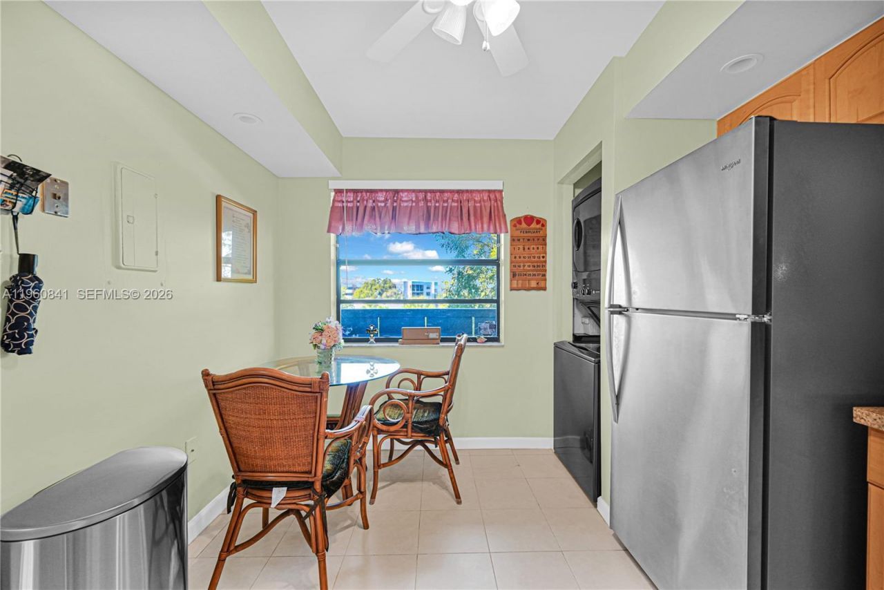 1101 Colony Point Cir, Unit 422, Pembroke Pines, FL 33026 Photo