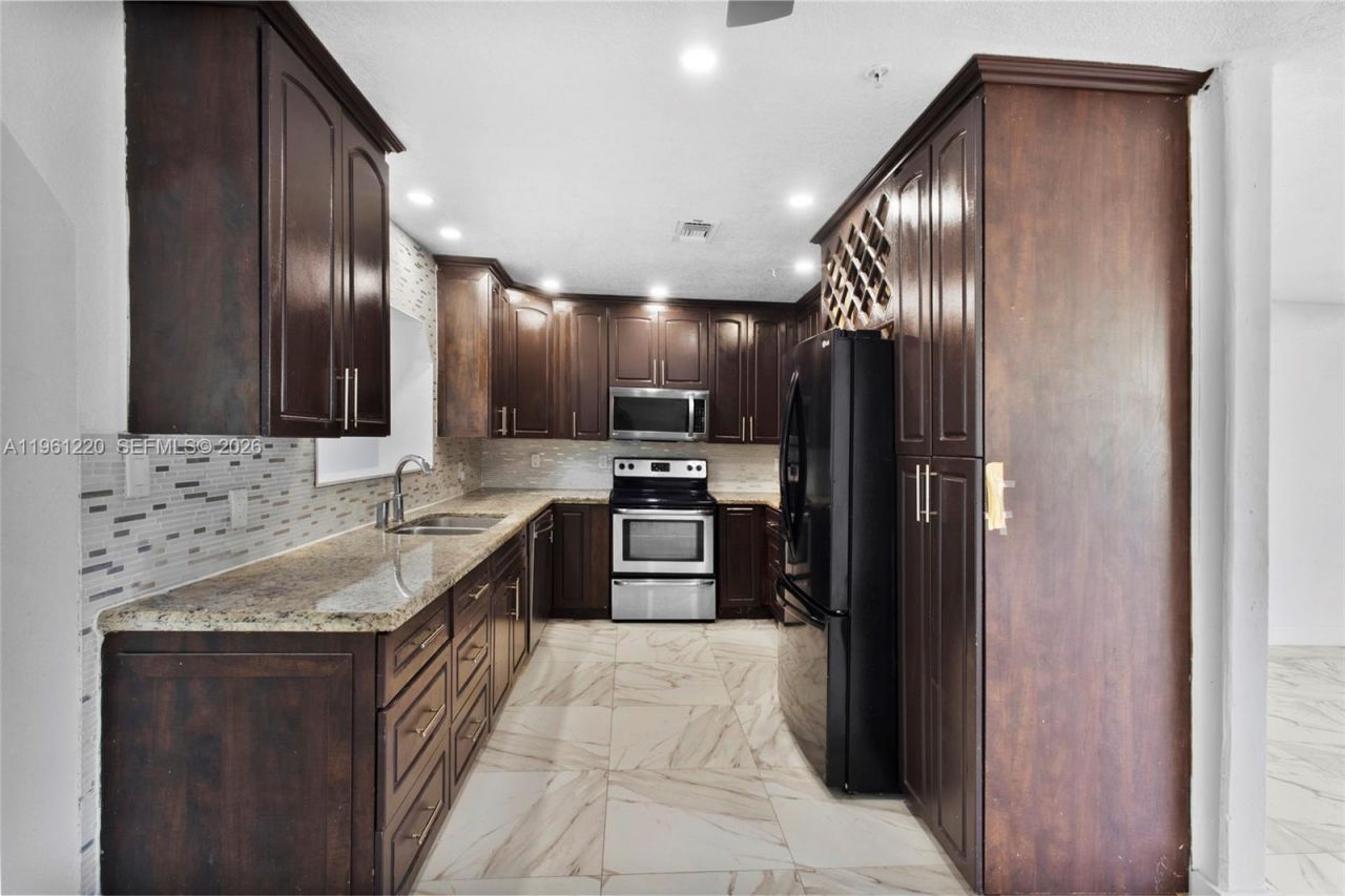 1510 SW 68th Ave , North Lauderdale, FL 33068 Photo