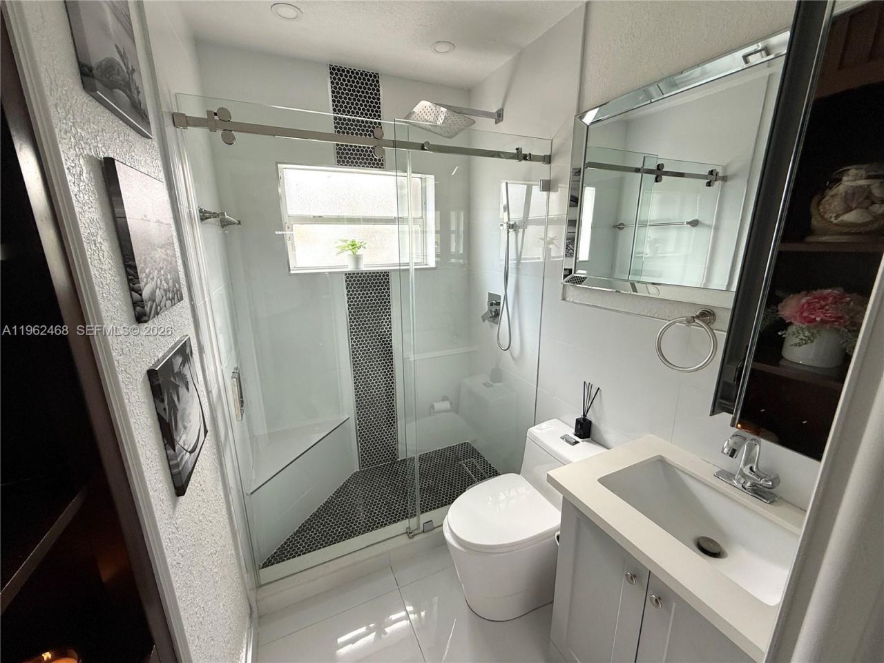 300 SW 71st Ave, Miami, FL 33144 Photo