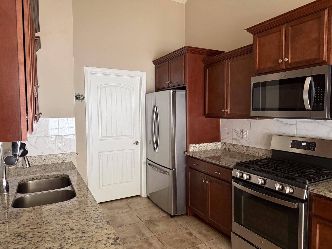 301 Macarthur Dr. Photo 20